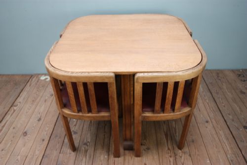 1920'S Oak Dining Table & Four Dining Chairs.