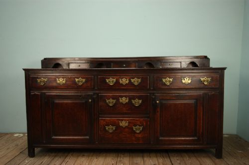 18th Century Antique Oak Yorshire Dresser.