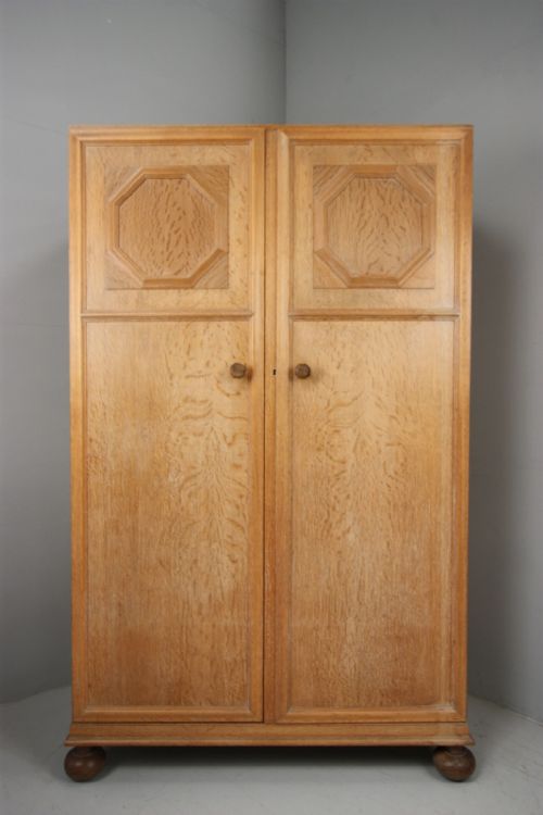 fig 1. Lovely Heals 1930's Oak Wardrobe.