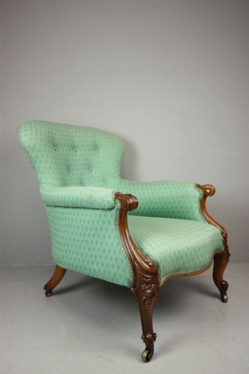 19th Century English Antique Mahogany Armchair