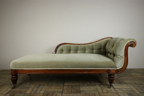 William IV Antique Mahogany Chaise Longue.