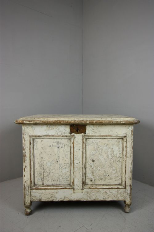 19th Century Antique Pine 'Cooler' Coffer in Period Paint.