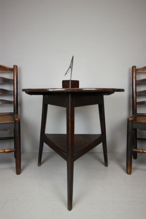 18th Century Antique Period Oak Cricket Table.