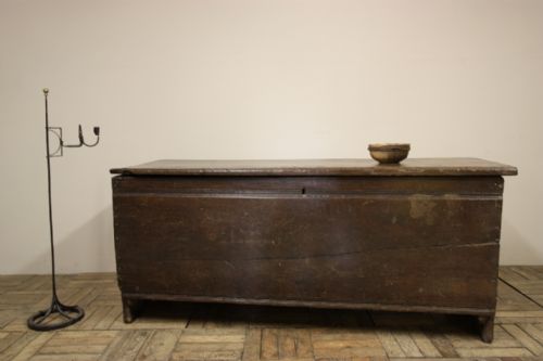 Large 17th Century Period Oak Antique Coffer.