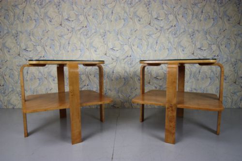 Pair of Art Deco 1920'S Birch Wood Side Tables.