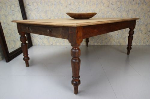 Large 19th Century Antique Country Pine Dining Table.