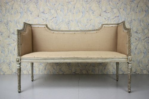 Beautiful 19th Century Antique Sofa in Original Paint.
