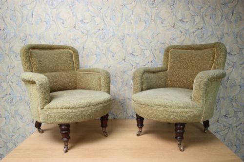 Pair of English 19th Century Antique Tub Chairs.