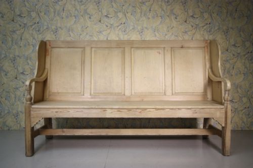 Fabulous Georgian Antique Pine Settle Seat.