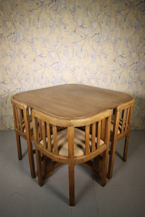 Heals 1930'S Oak Dining Table & Four Chairs.

