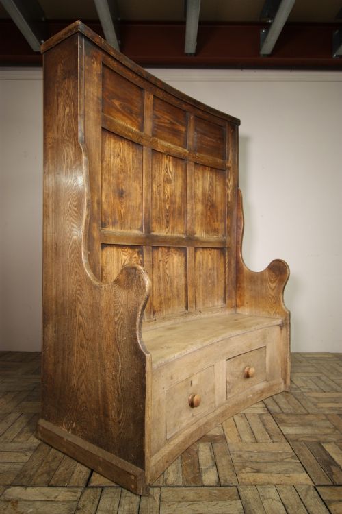 Georgian Antique Bacon Settle Seat in Original Finish.