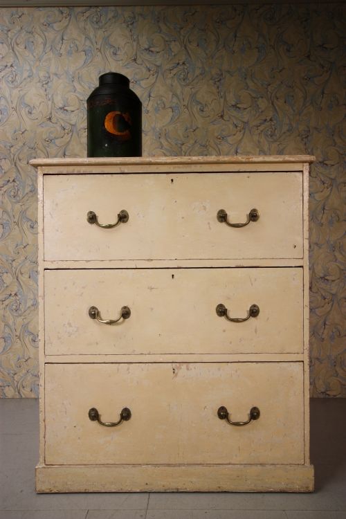 Georgian Country House Antique Linen Chest in Original Paint.