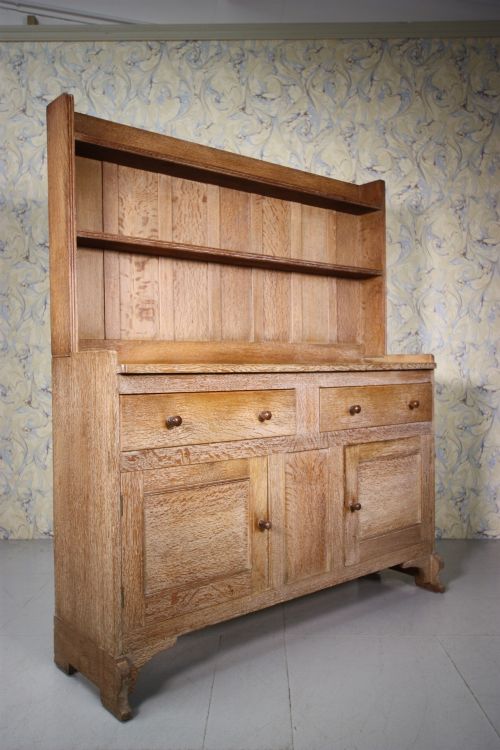 1920'S Greenings of Oxford Oak Dresser.