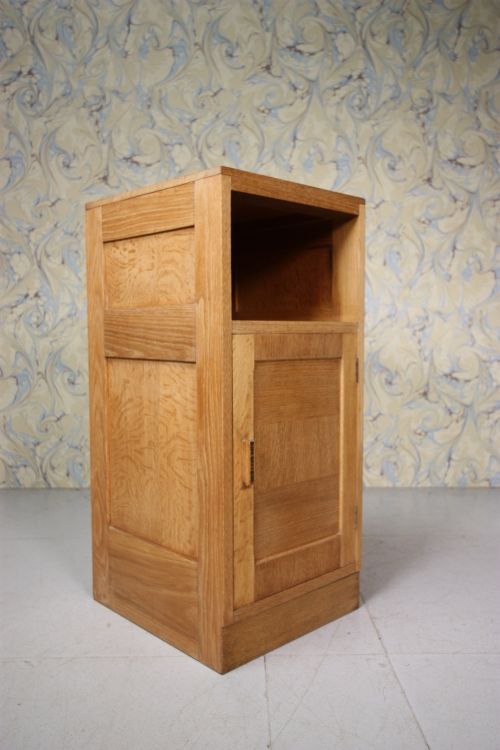 Bowman Brothers 30'S Oak Bedside Cabinet.