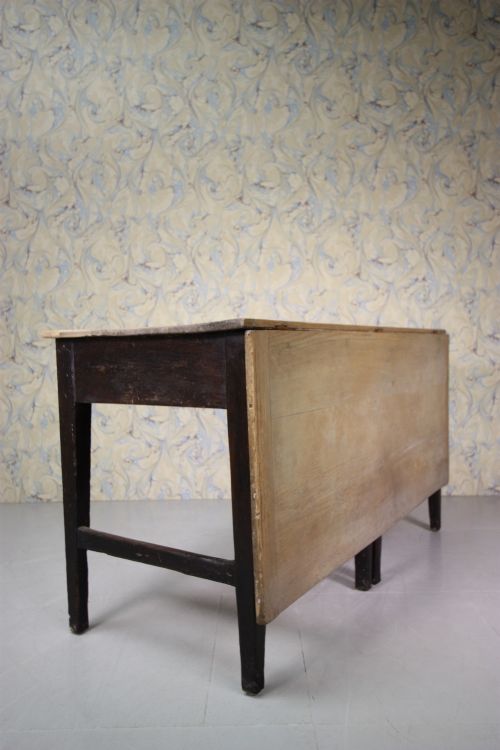 Georgian Antique Pine Supper Table in Original Paint.
