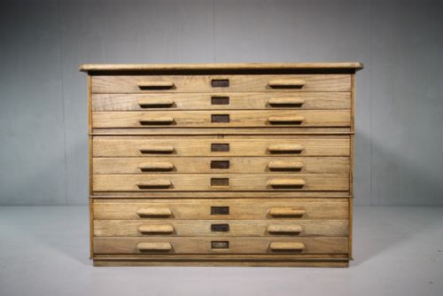 English 1930'S Quality Oak Plan Chest by Abbess.
