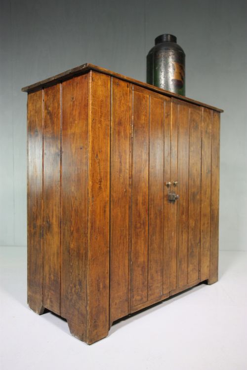 English 19th Century Antique Slatted Pine Cupboard.