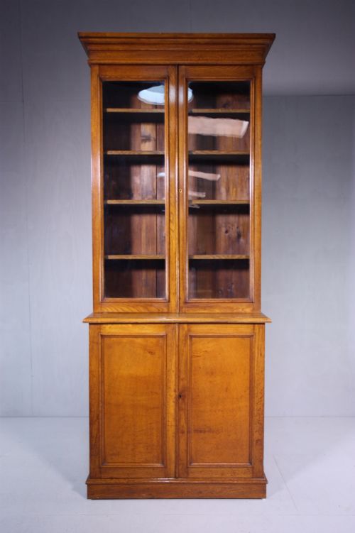 English 19th Century Antique Oak Bookcase.