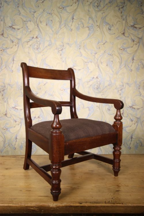English Antique Mahogany Childs Carved Dining Chair.