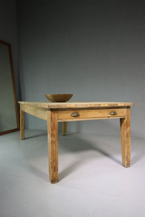 Large 19th Century Country Antique Pine Dining Table.