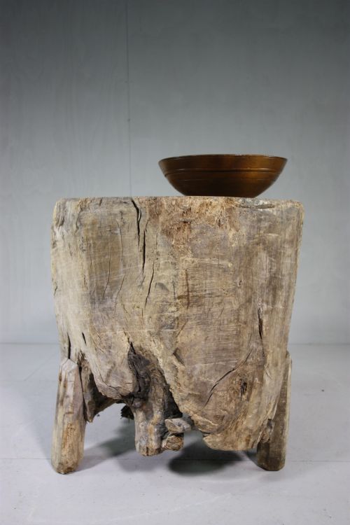 Wonderful Primitive 18th C Antique Oak Chopping Block.