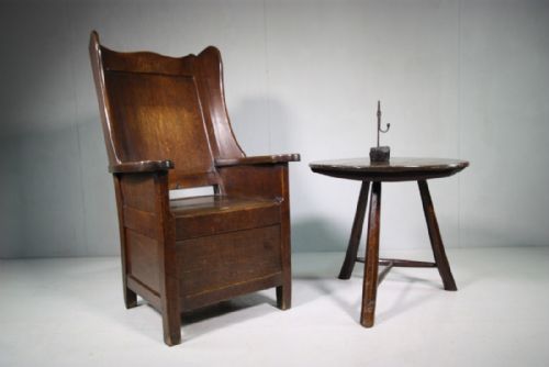 18th Century Antique Oak Lambing Chair.
