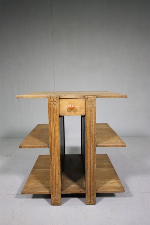 1930'S Heals Oak Side Table / Bookcase.
