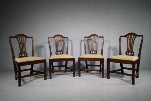 Set of Four 18th Century Antique Mahogany Dining Chairs.