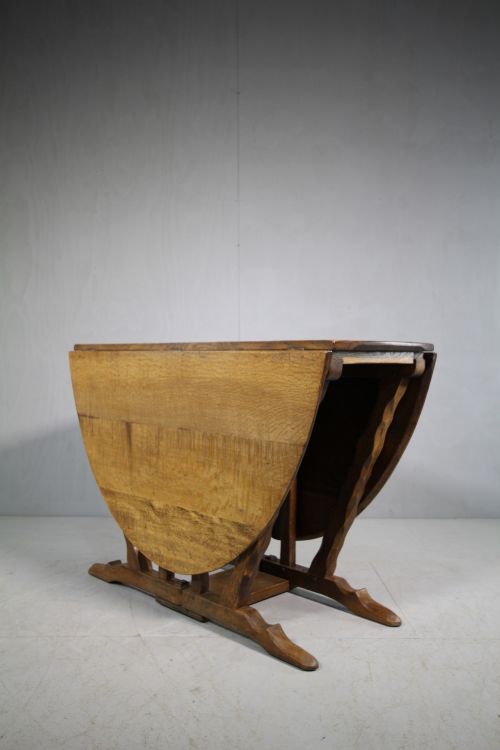 1920'S Oak Dining Table by Romney Green.