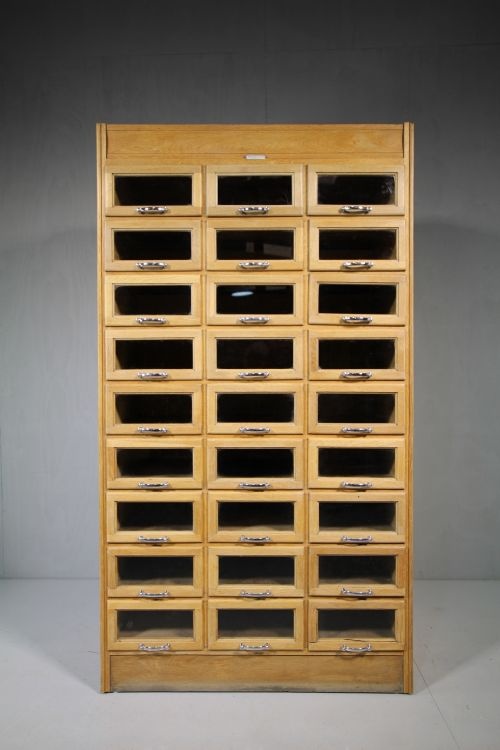 English 1930'S Oak Shirt Cabinet.