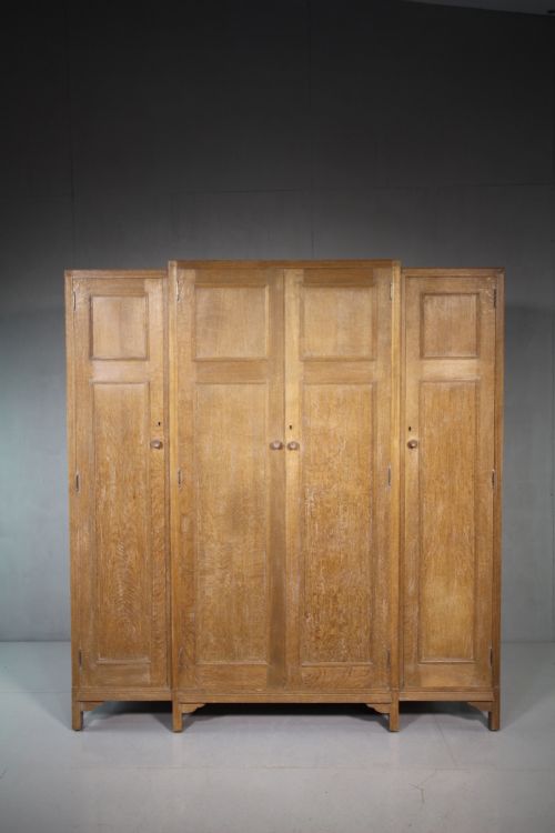1920'S Heals Oak Break Fronted Wardrobe.