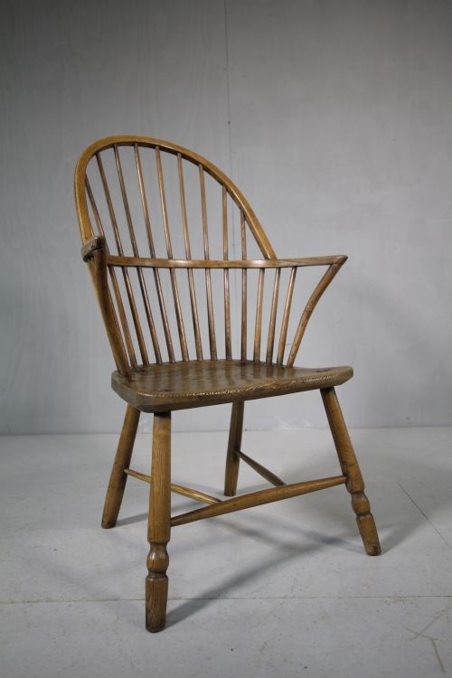 Gillow's of Lancaster Early 19th Century Antique Windsor.