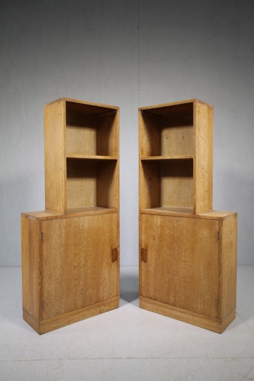 True Pair of Heals 1920'S Oak Bedside Cabinets.