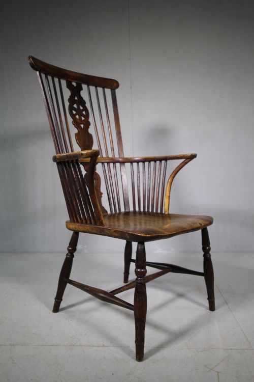 Thames Valley 19th Century Antique Windsor Chair.