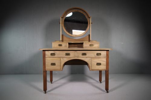 Heals Antique Dressing Table from 1905.