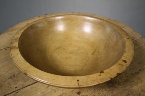Large English 19th Century Antique Sycamore Dairy Bowl.