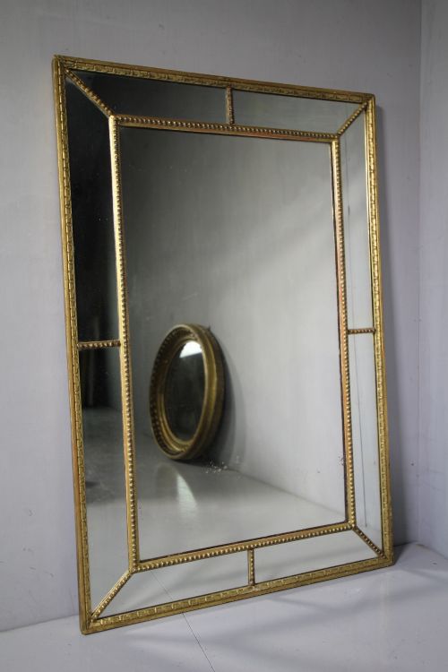 Quality English 19th Century Antique Gilt Mirror.
