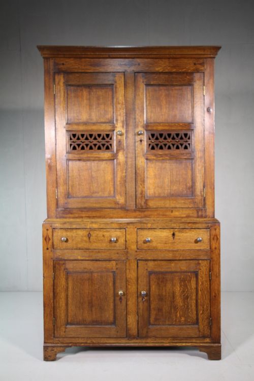 Georgian Welsh Oak Antique Bread & Cheese Cupboard.