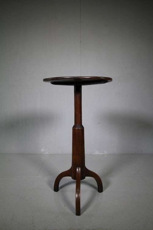 18th Century Antique Country Oak Tripod Table.