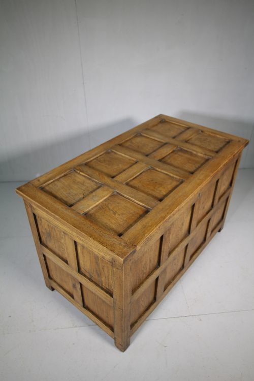 Quality Cotswold School Oak 1930'S Panelled Box.
