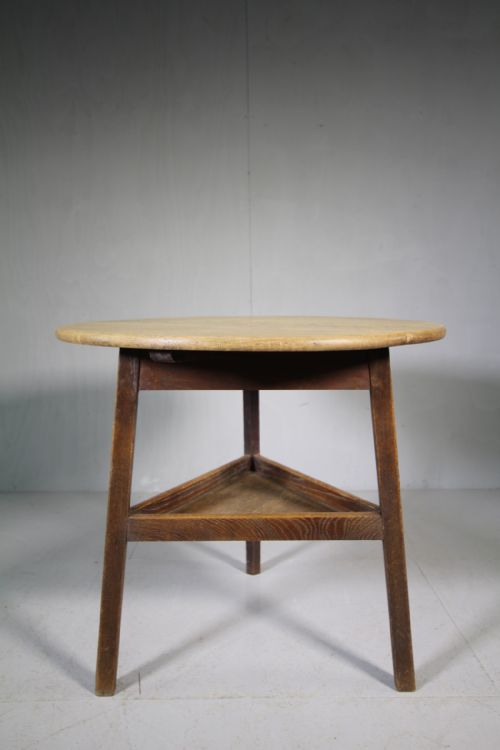 Heals Antique Oak Cricket Table - Labelled.
