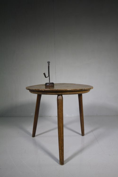 18th Century Antique Sycamore Dairy Cricket Table.
