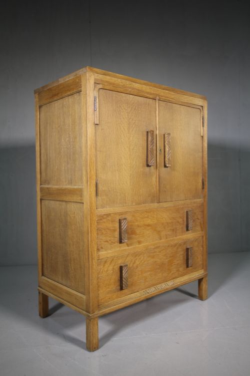 1930'S Rowley of Kensington Oak Tall Boy Cupboard.
