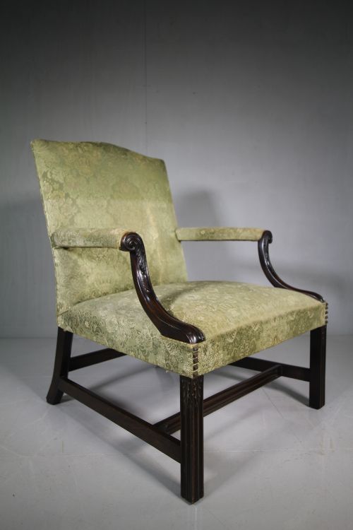 English Antique Mahogany Gainsborough Armchair.