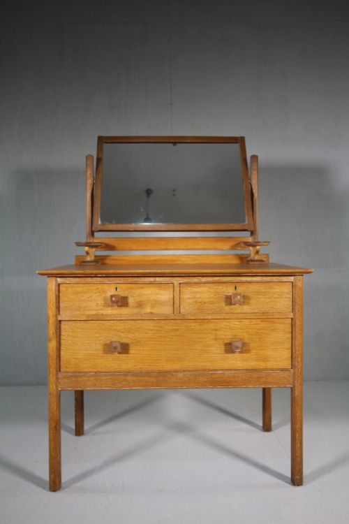 Heals 1920'S Oak Dressing Table.