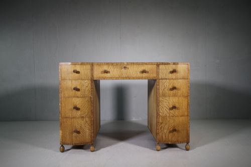 Rare Heals of London 1920'S Oak Desk - Labelled.
