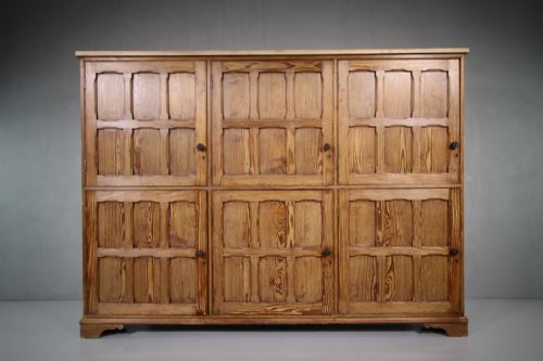 Large 19th Century Antique Pine Cupboard
