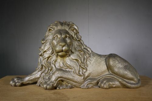 Quality 19th Century English Antique Iron Lion