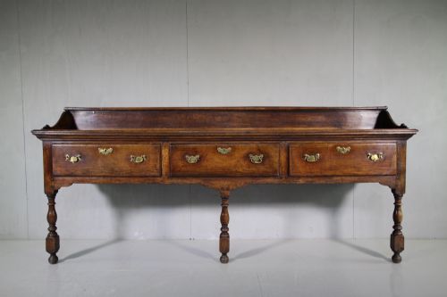 Herefordshire 18th Century Lean to Antique Oak Dresser