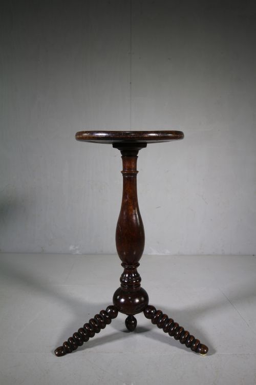 Rare Early 18th Century Antique Turners Tripod Table
